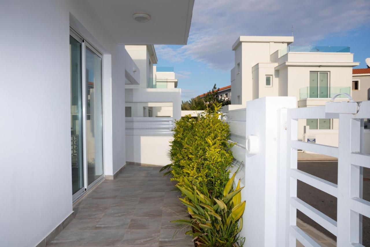 Villa Ioli Green Bay By Trulycyprus Protaras Eksteriør billede